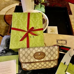 GUCCI - NEO VINTAGE GG SUPREME BELT BAG